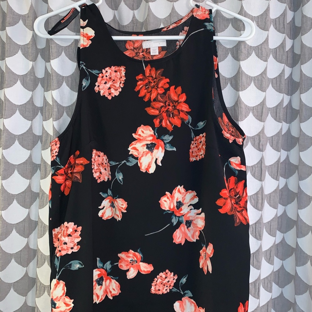 Cute floral tank